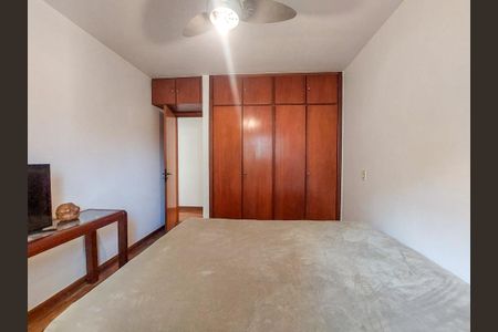 Apartamento para alugar com 124m², 3 quartos e 1 vaga Apartamento para alugar com 124m², 3 quartos e 1 vagaQuarto 2