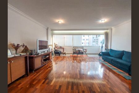 Apartamento para alugar com 124m², 3 quartos e 1 vaga Apartamento para alugar com 124m², 3 quartos e 1 vagaSala