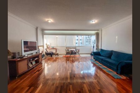Apartamento para alugar com 124m², 3 quartos e 1 vaga Apartamento para alugar com 124m², 3 quartos e 1 vagaSala