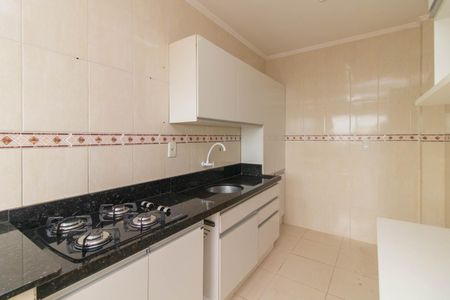 Apartamento à venda com 75m², 2 quartos e 1 vaga Apartamento à venda com 75m², 2 quartos e 1 vagaCozinha e Área de Serviço
