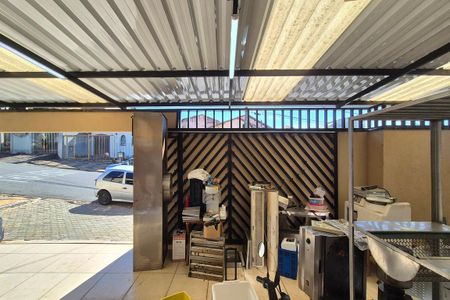Vista da Sala  de casa para alugar com 4 quartos, 244m² em Vila Santa Odila, Campinas