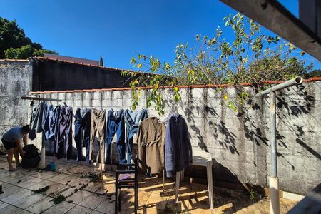 Casa para alugar com 244m², 4 quartos e 5 vagas Casa para alugar com 244m², 4 quartos e 5 vagasVista do Quarto