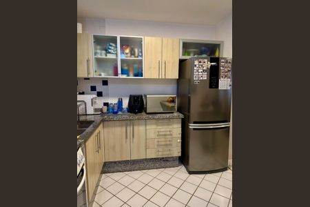 Apartamento à venda com 98m², 2 quartos e 2 vagasCOZINHA