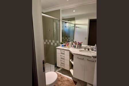 Apartamento à venda com 98m², 2 quartos e 2 vagasBANHEIRO QUARTO 2