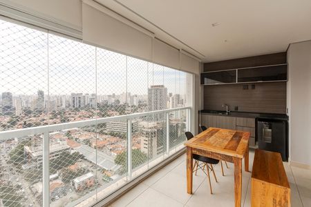 Apartamento à venda com 70m², 1 quarto e 1 vaga Apartamento à venda com 70m², 1 quarto e 1 vagaVaranda