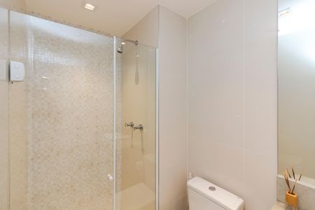 Apartamento à venda com 70m², 1 quarto e 1 vaga Apartamento à venda com 70m², 1 quarto e 1 vagaBanheiro