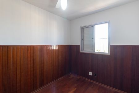 Apartamento para alugar com 65m², 2 quartos e 1 vagaQuarto 01