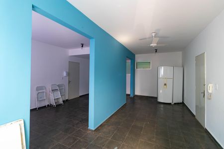 Apartamento para alugar com 65m², 2 quartos e 1 vagaÁrea comum - Salão de festas