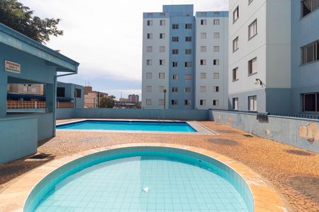 Apartamento para alugar com 65m², 2 quartos e 1 vagaÁrea comum - Piscina