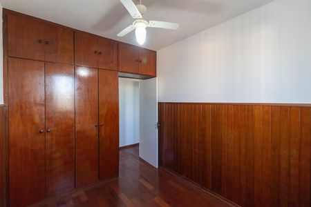 Apartamento para alugar com 65m², 2 quartos e 1 vagaQuarto 01