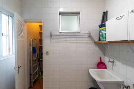 Apartamento para alugar com 65m², 2 quartos e 1 vagaÁrea de Serviço