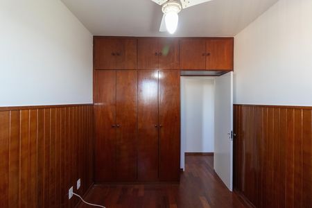 Apartamento para alugar com 65m², 2 quartos e 1 vagaQuarto 01