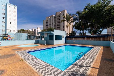Apartamento para alugar com 65m², 2 quartos e 1 vagaÁrea comum - Piscina