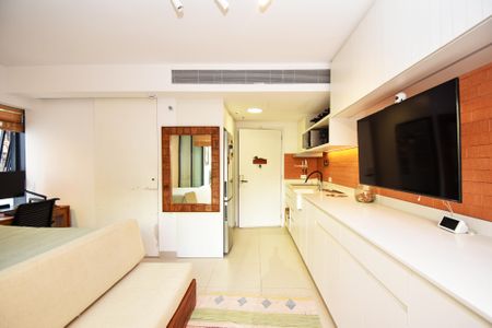 quarto de kitnet/studio à venda com 1 quarto, 33m² em Jardim das Bandeiras, São Paulo