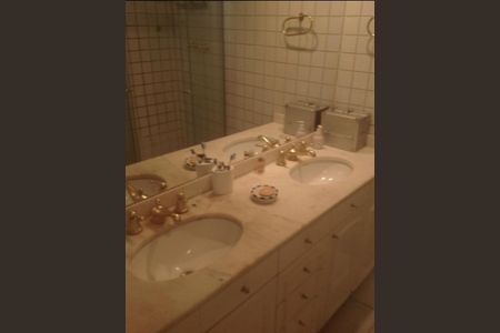 Apartamento à venda com 120m², 3 quartos e 2 vagas Apartamento à venda com 120m², 3 quartos e 2 vagasBanheiro 3