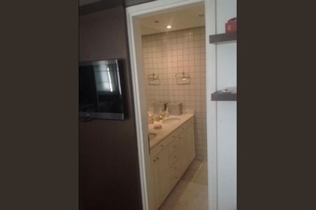 Apartamento à venda com 120m², 3 quartos e 2 vagas Apartamento à venda com 120m², 3 quartos e 2 vagasCozinha