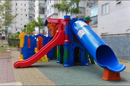 Apartamento à venda com 66m², 3 quartos e 2 vagas Apartamento à venda com 66m², 3 quartos e 2 vagasÁrea comum - Playground