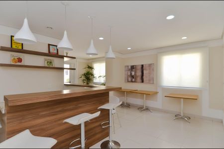 Apartamento à venda com 66m², 3 quartos e 2 vagas Apartamento à venda com 66m², 3 quartos e 2 vagasÁrea comum - Salão de festas