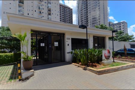 Apartamento à venda com 66m², 3 quartos e 2 vagas Apartamento à venda com 66m², 3 quartos e 2 vagasFachada do Condominio