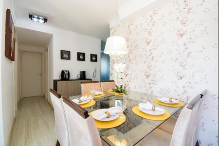 Apartamento à venda com 66m², 3 quartos e 2 vagasSala