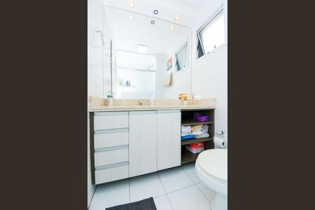 Apartamento à venda com 66m², 3 quartos e 2 vagasBanheiro Social