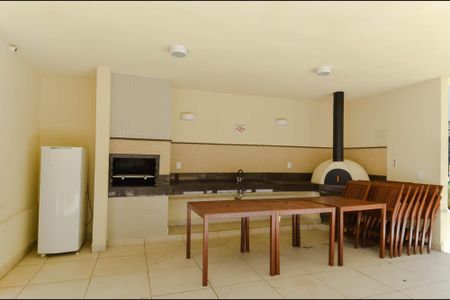 Apartamento à venda com 66m², 3 quartos e 2 vagas Apartamento à venda com 66m², 3 quartos e 2 vagasÁrea comum - Churrasqueira