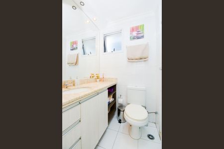 Apartamento à venda com 66m², 3 quartos e 2 vagasBanheiro Social