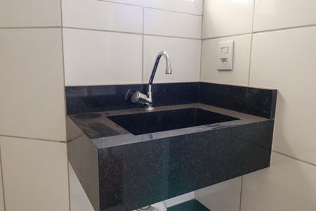 Apartamento para alugar com 54m², 2 quartos e 1 vaga Apartamento para alugar com 54m², 2 quartos e 1 vagaBanheiro