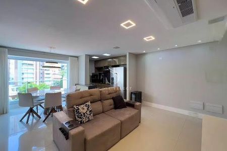 Apartamento à venda com 2 quartos, 67m² em Vila Mariana, São Paulo