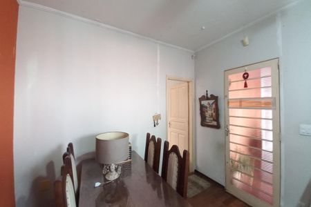Casa para alugar com 100m², 3 quartos e 1 vaga Casa para alugar com 100m², 3 quartos e 1 vagaSala