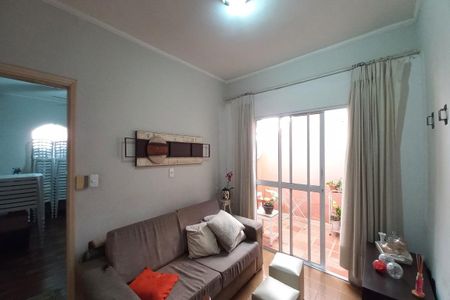 Casa para alugar com 100m², 3 quartos e 1 vaga Casa para alugar com 100m², 3 quartos e 1 vagaSala de TV