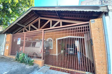 Casa para alugar com 100m², 3 quartos e 1 vaga Casa para alugar com 100m², 3 quartos e 1 vagaFachada do Prédio