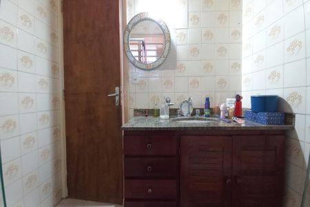 Casa para alugar com 100m², 3 quartos e 1 vaga Casa para alugar com 100m², 3 quartos e 1 vagaBanheiro