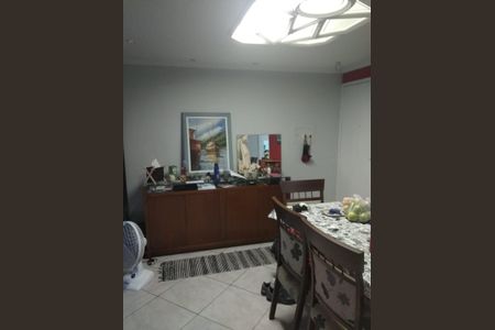 Apartamento à venda com 80m², 3 quartos e 1 vaga Apartamento à venda com 80m², 3 quartos e 1 vagaSala