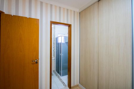 Quarto 1 - Suíte de casa à venda com 3 quartos, 121m² em Vila Guarani, Santo André