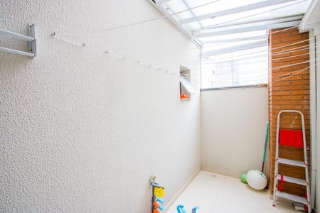 Casa à venda com 121m², 3 quartos e 3 vagas Casa à venda com 121m², 3 quartos e 3 vagasÁrea de serviço