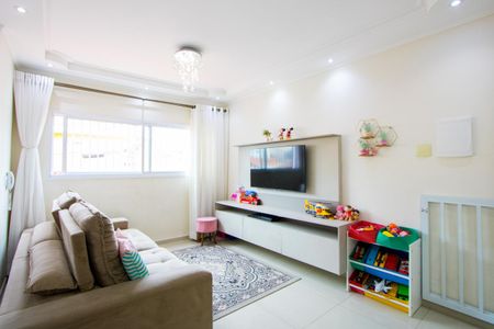 Casa à venda com 121m², 3 quartos e 3 vagas Casa à venda com 121m², 3 quartos e 3 vagasSala