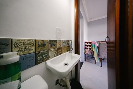 Casa de condomínio à venda com 72m², 3 quartos e 2 vagas Casa de condomínio à venda com 72m², 3 quartos e 2 vagasLavabo