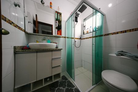 Casa de condomínio à venda com 72m², 3 quartos e 2 vagas Casa de condomínio à venda com 72m², 3 quartos e 2 vagasBanheiro da Suíte