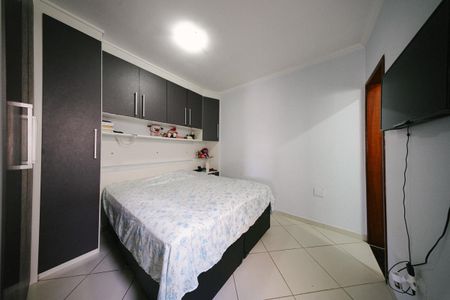 Casa de condomínio à venda com 72m², 3 quartos e 2 vagas Casa de condomínio à venda com 72m², 3 quartos e 2 vagasSuíte