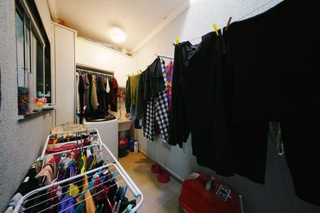 Casa de condomínio à venda com 72m², 3 quartos e 2 vagas Casa de condomínio à venda com 72m², 3 quartos e 2 vagasÁrea de Serviço