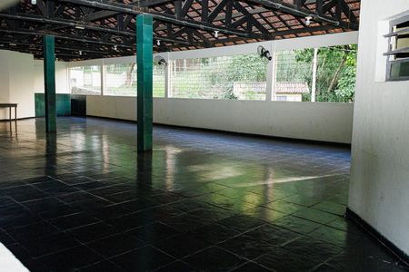Apartamento à venda com 57m², 3 quartos e 1 vaga Apartamento à venda com 57m², 3 quartos e 1 vagaÁrea comum - Salão de festas