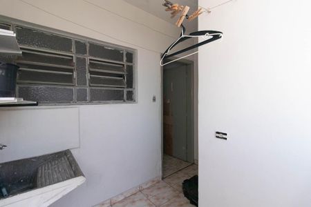 Apartamento para alugar com 105m², 2 quartos e sem vaga Apartamento para alugar com 105m², 2 quartos e sem vagaÁrea de Serviço