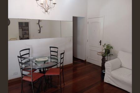 Apartamento à venda com 98m², 2 quartos e 1 vaga Apartamento à venda com 98m², 2 quartos e 1 vagaSala