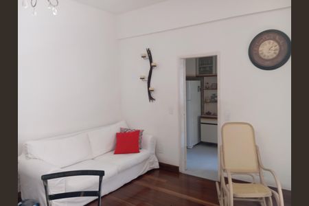 Apartamento à venda com 98m², 2 quartos e 1 vaga Apartamento à venda com 98m², 2 quartos e 1 vagaSala