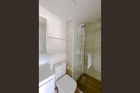 Banheiro de kitnet/studio para alugar com 1 quarto, 31m² em Pompeia, São Paulo