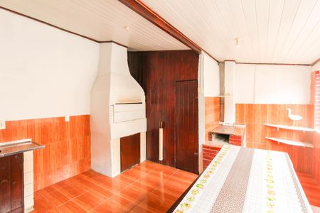 Área gourmet de casa à venda com 2 quartos, 200m² em Harmonia, Canoas