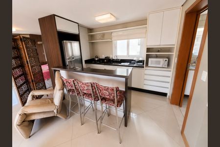 Apartamento para alugar com 75m², 1 quarto e 1 vaga
