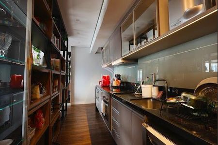 Apartamento à venda com 2 quartos, 182m² em Vila Nova Conceição, São Paulo