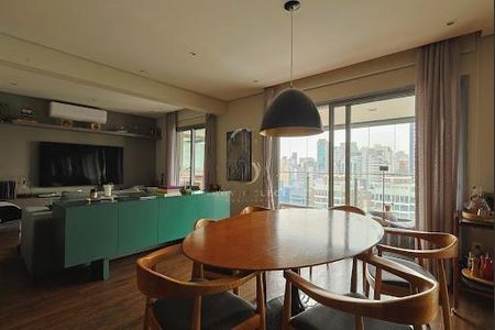 Apartamento à venda com 2 quartos, 182m² em Vila Nova Conceição, São Paulo